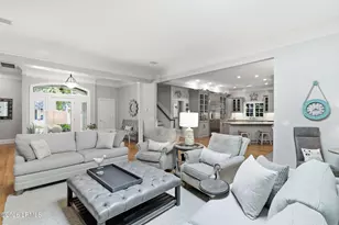 17 Stonegate Dr, Hilton Head, SC 29926 - Photo 2