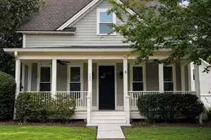 131 Fuller St, Beaufort, SC 29902 - Photo 1