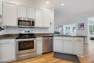 78 Davis Love Dr, Ladys Island, SC 29920 - Photo 18