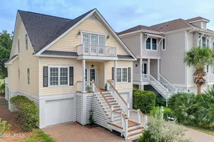 78 Davis Love Dr, Ladys Island, SC 29920 - Photo 1