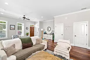 909 12th St, Port Royal, SC 29935 - Photo 14