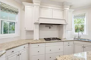 5 Waveland Ave, Beaufort, SC 29907 - Photo 14