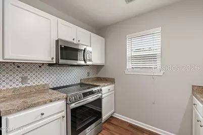 28 E Park Loop, Bluffton, SC 29909 - Photo 6