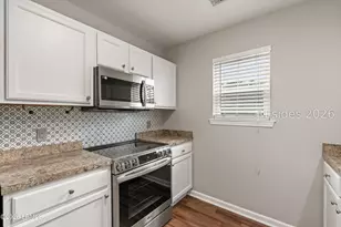 28 E Park Loop, Bluffton, SC 29909 - Photo 6