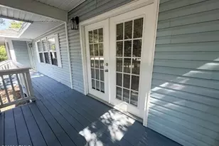 2207 Morris St, Beaufort, SC 29902 - Photo 2