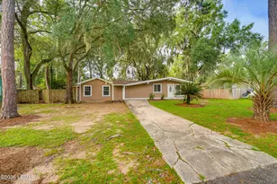2706 Rosemont Ave, Port Royal, SC 29935 - Photo 2