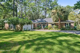 61 Wade Hampton Dr, Beaufort, SC 29907 - Photo 1