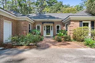 61 Wade Hampton Dr, Beaufort, SC 29907 - Photo 4