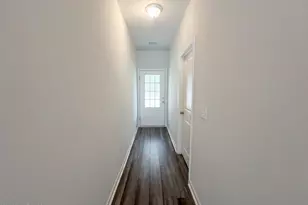81 Chestnut St, Beaufort, SC 29906 - Photo 2