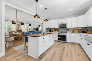 3013 Walnut St, Beaufort, SC 29906 - Photo 6