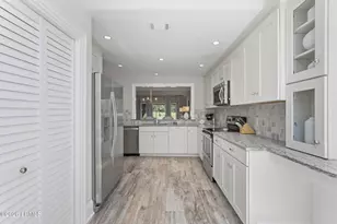 60 Carnoustie Rd, Hilton Head Island, SC 29928 - Photo 28