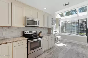 60 Carnoustie Rd, Hilton Head Island, SC 29928 - Photo 22