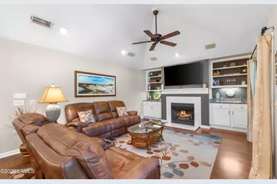 718 Island Circle E, Saint Helena Island, SC 29920 - Photo 22