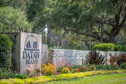 718 Island Circle E, Saint Helena Island, SC 29920 - Photo 40