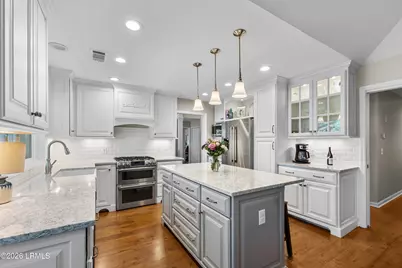 718 Island Circle E, Saint Helena Island, SC 29920 - Photo 10