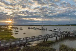 718 Island Cir E, Saint Helena Island, SC 29920 - Photo 46
