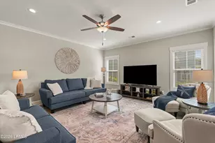23 Middle Is St, Beaufort, SC 29907 - Photo 6