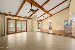31 Chesterfield Lake Dr, Beaufort, SC 29906 - Photo 10
