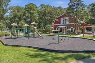 388 Gardners Cir, Bluffton, SC 29910 - Photo 38