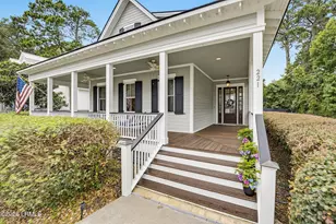 221 Sturdevant Dr, Beaufort, SC 29902 - Photo 4