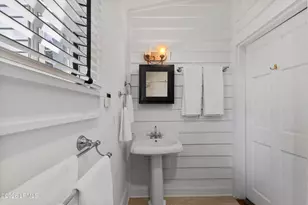 310 Hancock St, Beaufort, SC 29902 - Photo 18