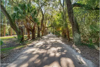77 Avenue Of Oaks, Saint Helena Island, SC 29920 - Photo 2
