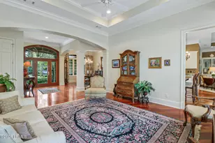 21 Ribaut Dr, Hilton Head, SC 29926 - Photo 12