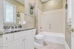 21 Ribaut Dr, Hilton Head, SC 29926 - Photo 38