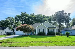 42 Purrysburg Dr, Beaufort, SC 29907 - Photo 4