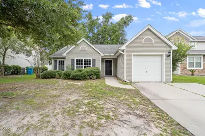 17 Harbison Place, Beaufort, SC 29906 - Photo 1