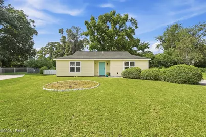 10 Quail Ridge Circle S, Beaufort, SC 29906 - Photo 2