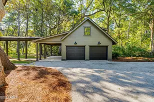 173 Bull Point Dr, Seabrook, SC 29940 - Photo 4