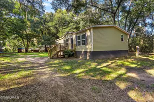 17 Harold Dr, Beaufort, SC 29906 - Photo 6