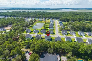 121 Furrow Ln, Beaufort, SC 29907 - Photo 6