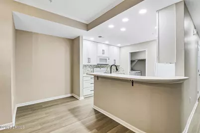 4924 Bluffton Parkway #21-107, Bluffton, SC 29910 - Photo 10