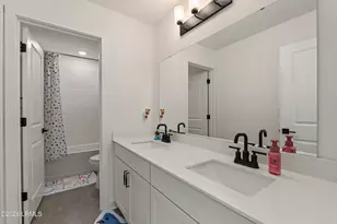 21 Basin Trl St, Beaufort, SC 29907 - Photo 40