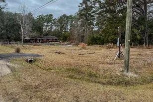 202 Sally St, Hampton, SC 29924 - Photo 1