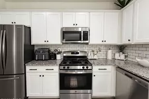 143 Chestnut St, Beaufort, SC 29906 - Photo 8