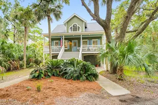 602 Porpoise Cir, Ladys Island, SC 29920 - Photo 1