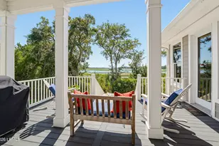1418 Gleasons Landing Dr, Saint Helena Island, SC 29920 - Photo 46