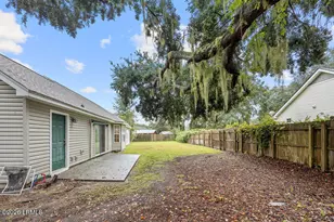 51 Southern Magnolia Dr, Beaufort, SC 29907 - Photo 10