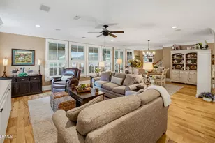 80 Gautier Pl, Beaufort, SC 29902 - Photo 8