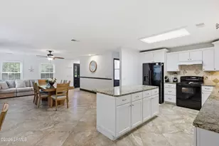 14 Marblehead Rd, Hilton Head Island, SC 29926 - Photo 10