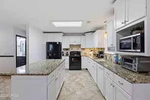 14 Marblehead Rd, Hilton Head Island, SC 29926 - Photo 8
