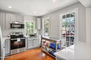 606 Carteret St, Beaufort, SC 29902 - Photo 6