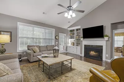 34 Clayton Court, Bluffton, SC 29910 - Photo 2