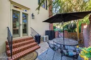 895 Ribaut Rd, Beaufort, SC 29902 - Photo 18