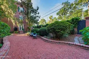 895 Ribaut Rd, Beaufort, SC 29902 - Photo 36