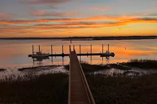 895 Ribaut Rd, Beaufort, SC 29902 - Photo 2
