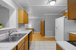 8 Orange Ct, Port Royal, SC 29935 - Photo 8